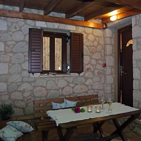Holiday home Georgia Drymon